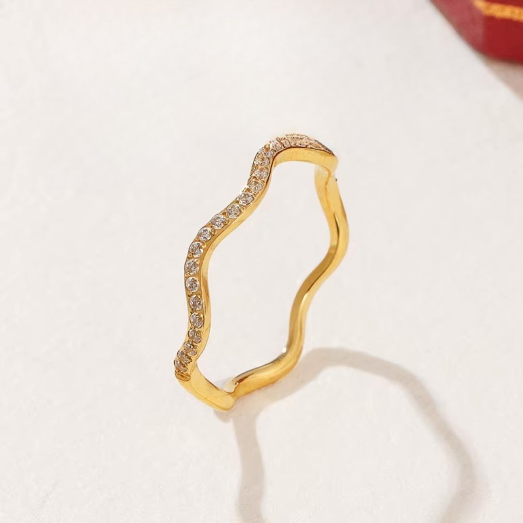 Layla Wave Ring - Gold