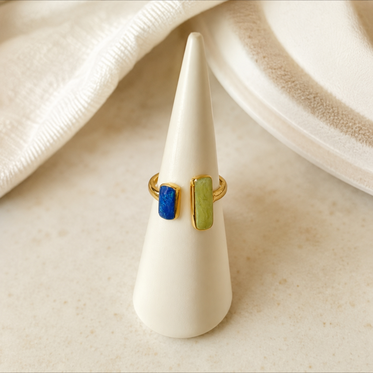 Aurora Geometric Open Ring - Diyaana